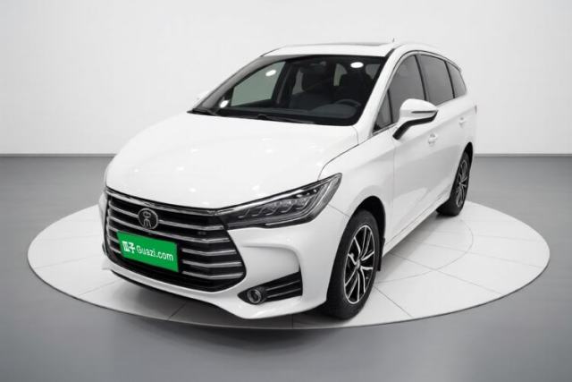 Ojetý BYD Song MAX 2018 1.5T Manual Smart Connect Luxury 6-Seater
