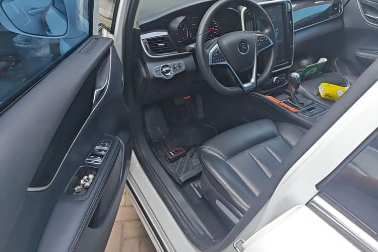 Used BYD Song MAX 2018 1.5T Automatic Smart Connect Luxury 6-Seater Driver Seat
