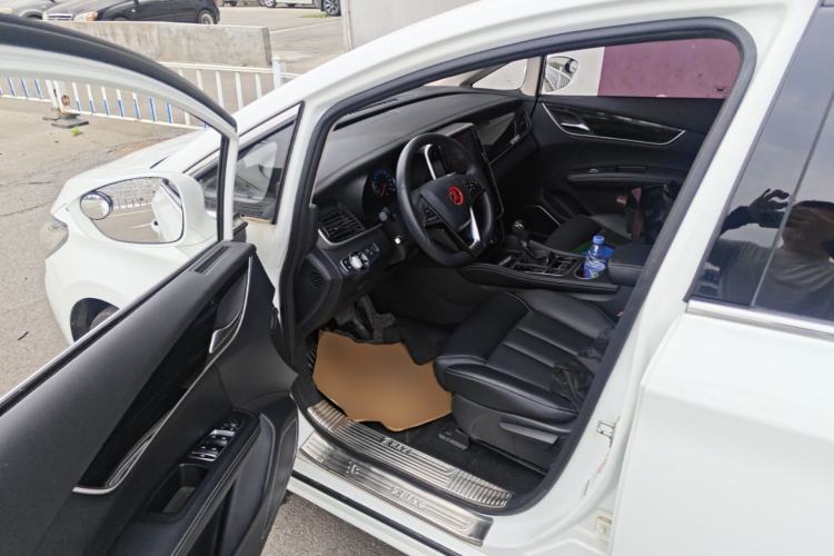 Used BYD Song MAX 2018 1.5T Automatic Smart Connect Elite Model with 6 Seats Driver Seat