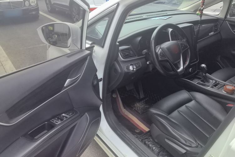 Used BYD Song MAX 2018 1.5T Automatic Smart Connect Elite Model with 6 Seats Driver Seat