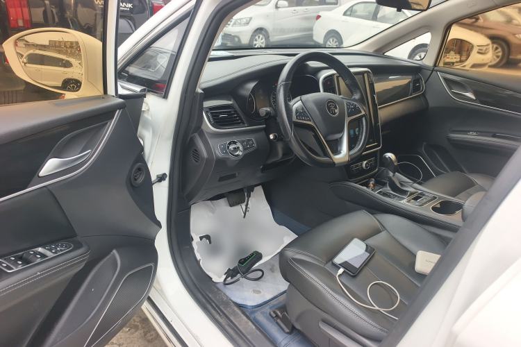 Used BYD Song MAX 2018 1.5T Automatic Smart Connect Elite Model with 6 Seats Driver Seat