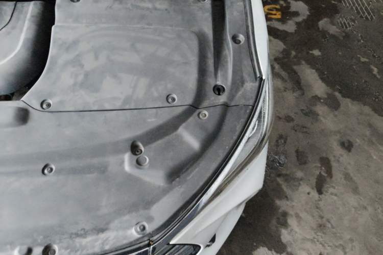 Used BYD Song MAX 2018 1.5T Automatic Smart Connect Luxury 7-Seater Engine Bay Left