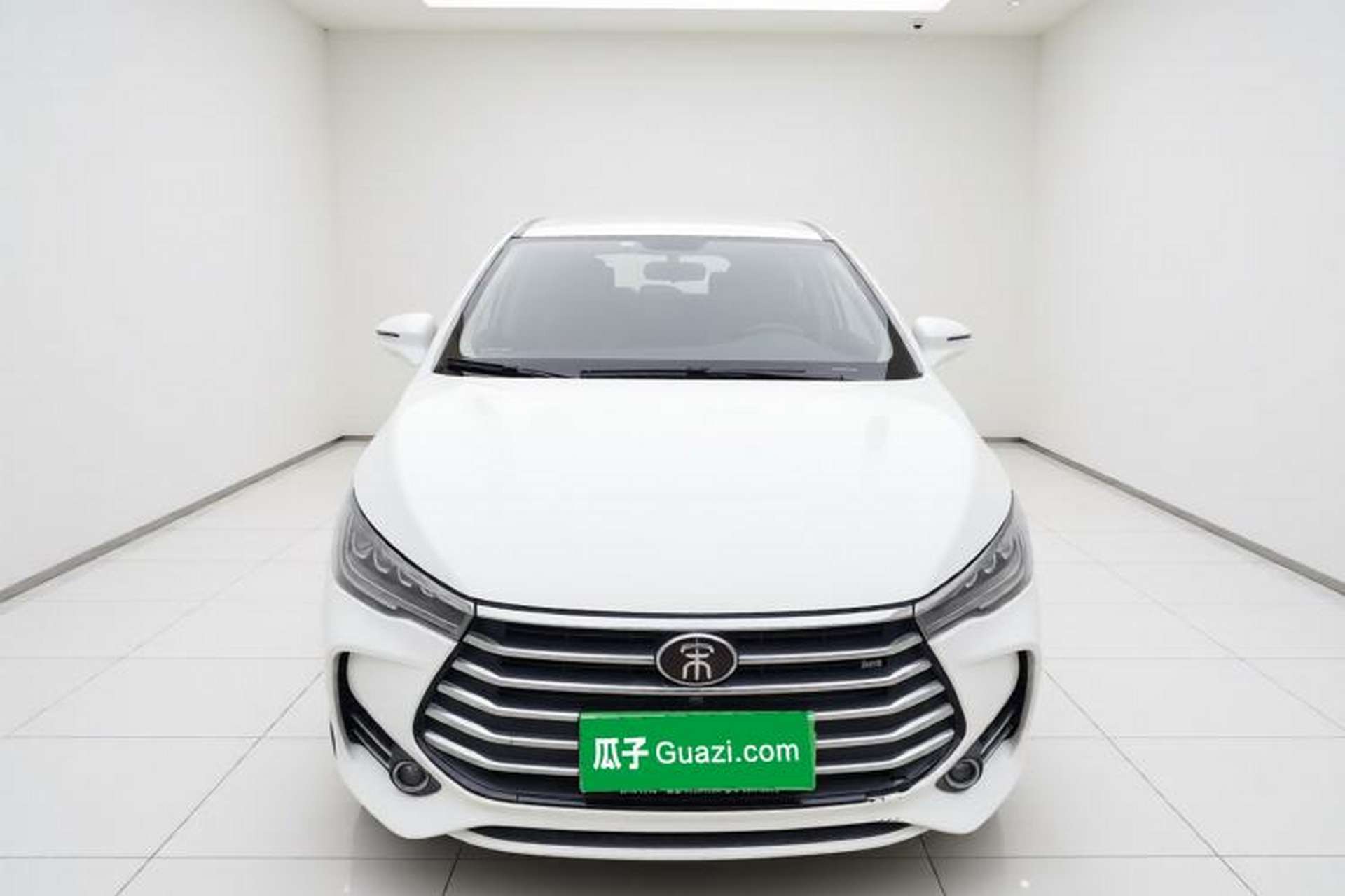 Used BYD Song MAX 2018 1.5T Automatic Smart Connect Luxury 6-Seater Exterior 1