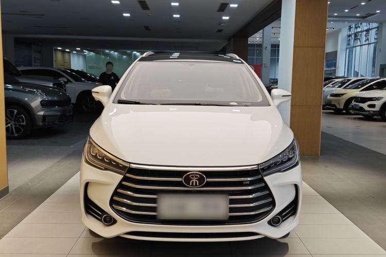 Used BYD Song MAX 2018 1.5T Automatic Smart Connect Luxury 6-Seater Exterior 10