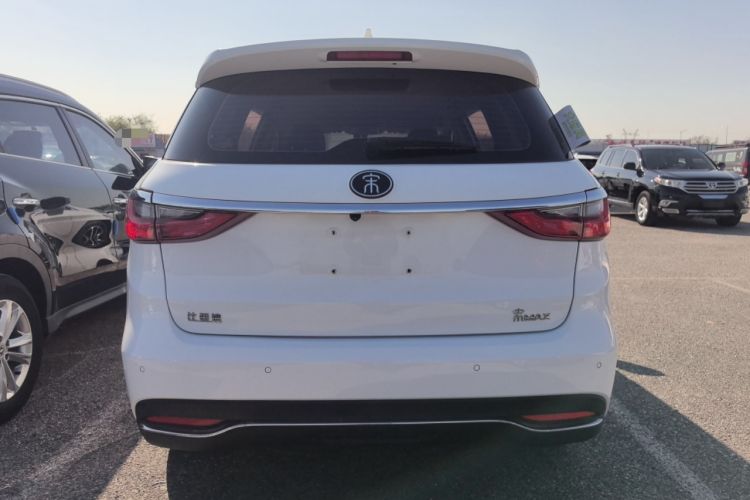 Used BYD Song MAX 2018 1.5T Manual Comfort 6-Seater Exterior 4