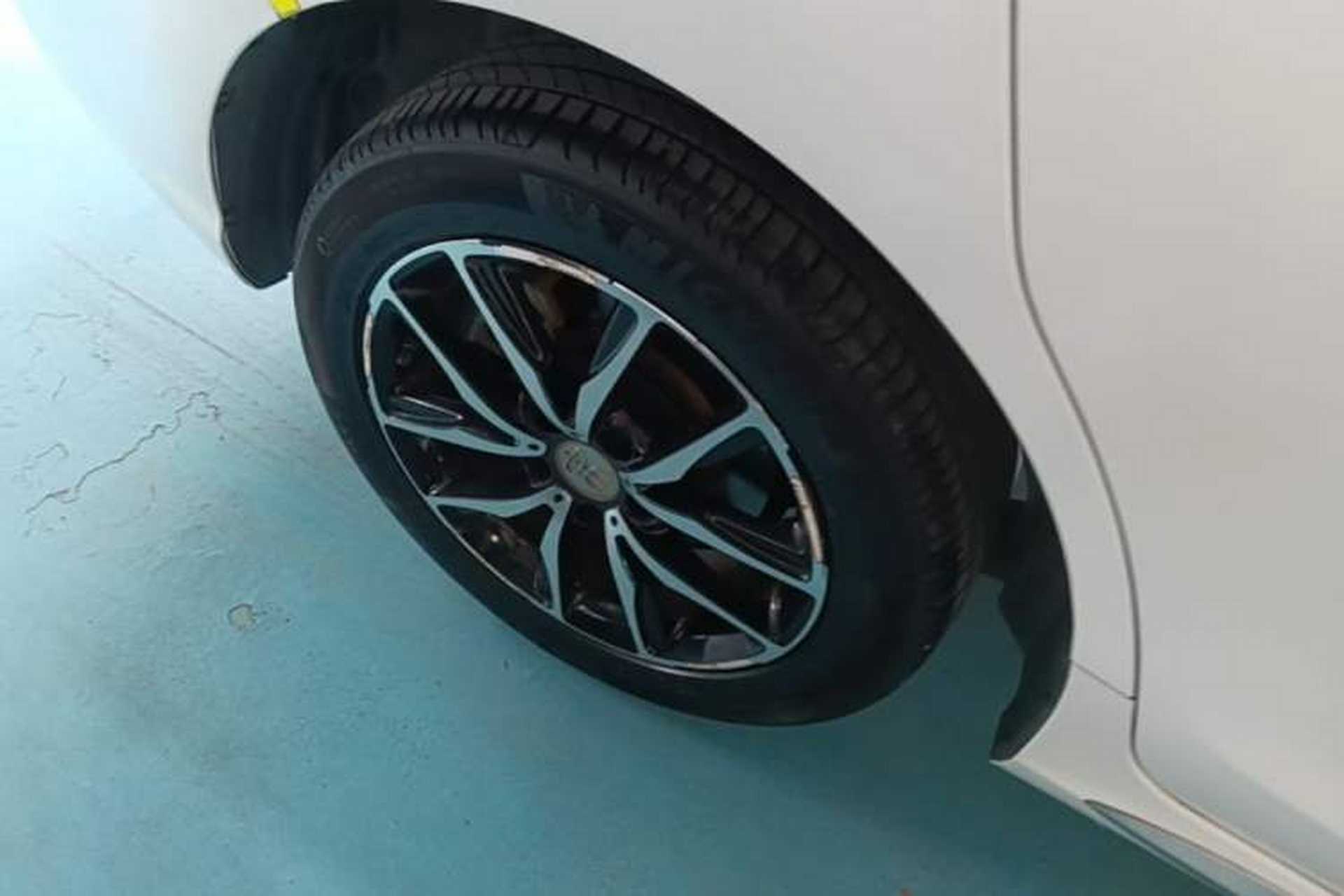 Used BYD Song MAX 2018 1.5T Automatic Smart Connect Luxury 6-Seater Exterior 5