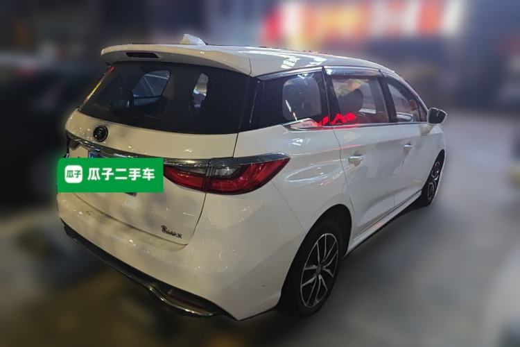 Used BYD Song MAX 2018 1.5T Automatic Smart Connect Luxury 6-Seater Exterior 5