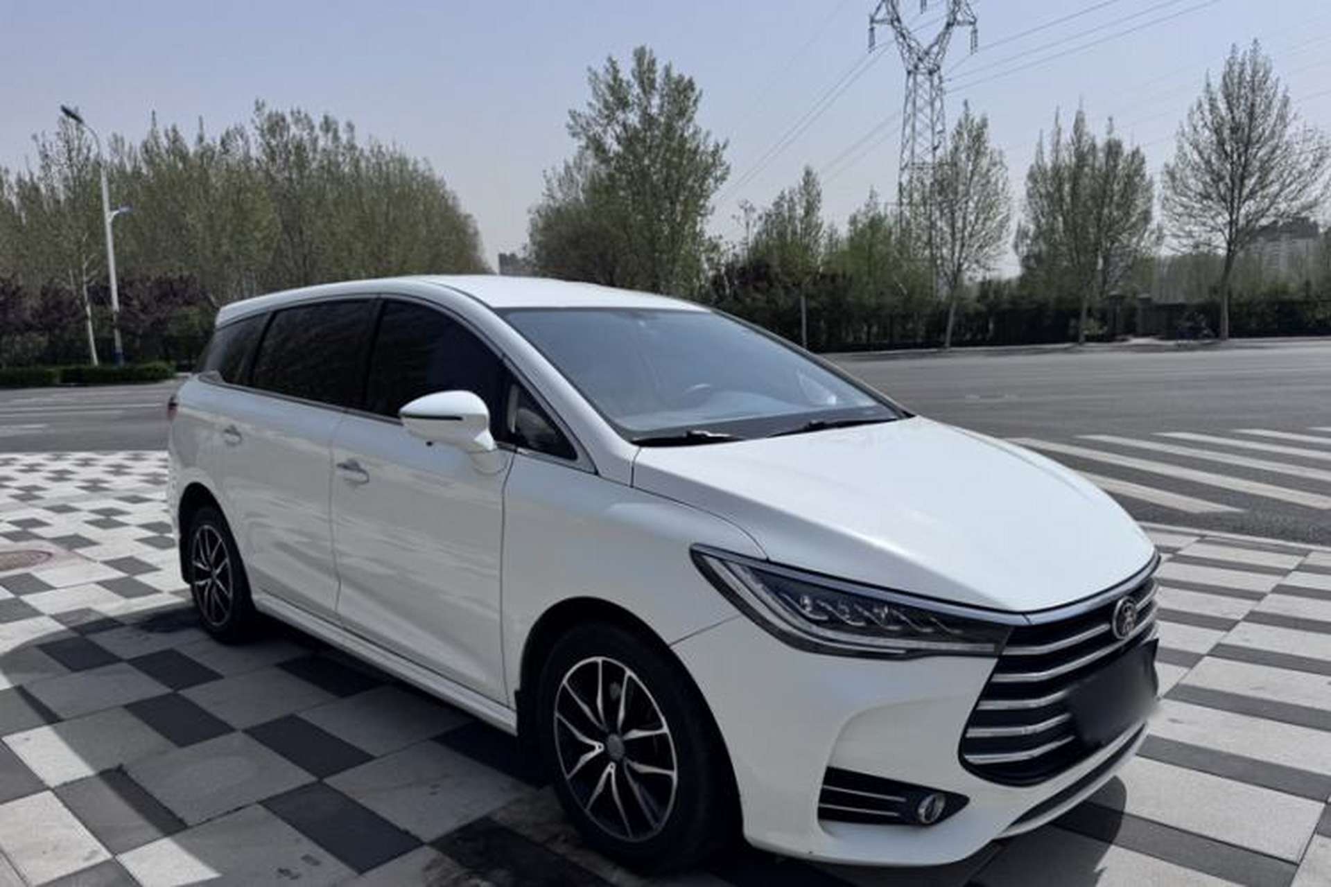 Used BYD Song MAX 2018 1.5T Automatic Smart Connect Luxury 6-Seater Exterior 6