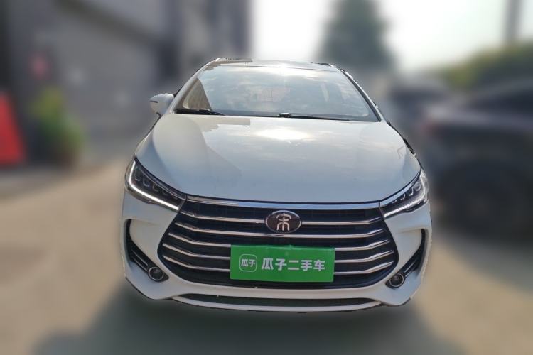 Used BYD Song MAX 2018 1.5T Automatic Smart Connect Elite Model with 6 Seats Front