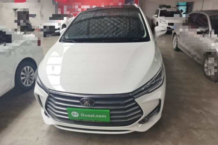 Used BYD Song MAX 2018 1.5T Automatic Smart Connect Elite Model with 6 Seats Front