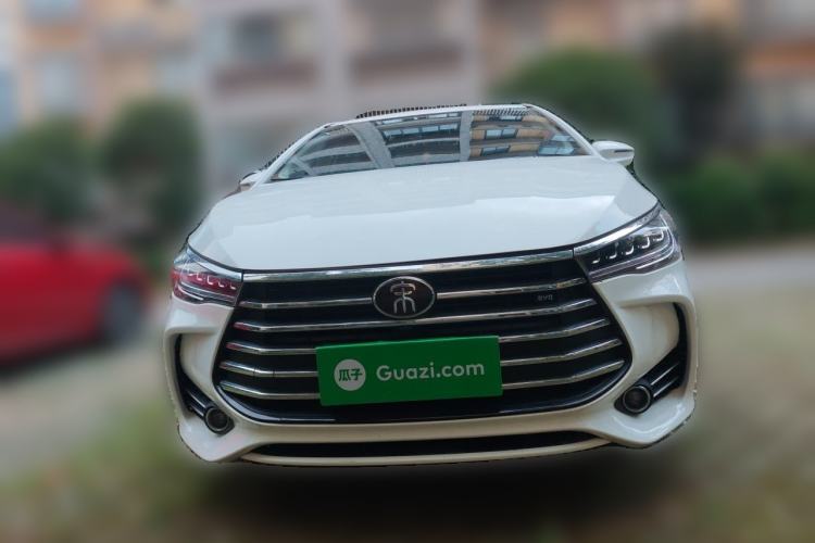 Used BYD Song MAX 2018 1.5T Automatic Smart Connect Luxury 6-Seater Front