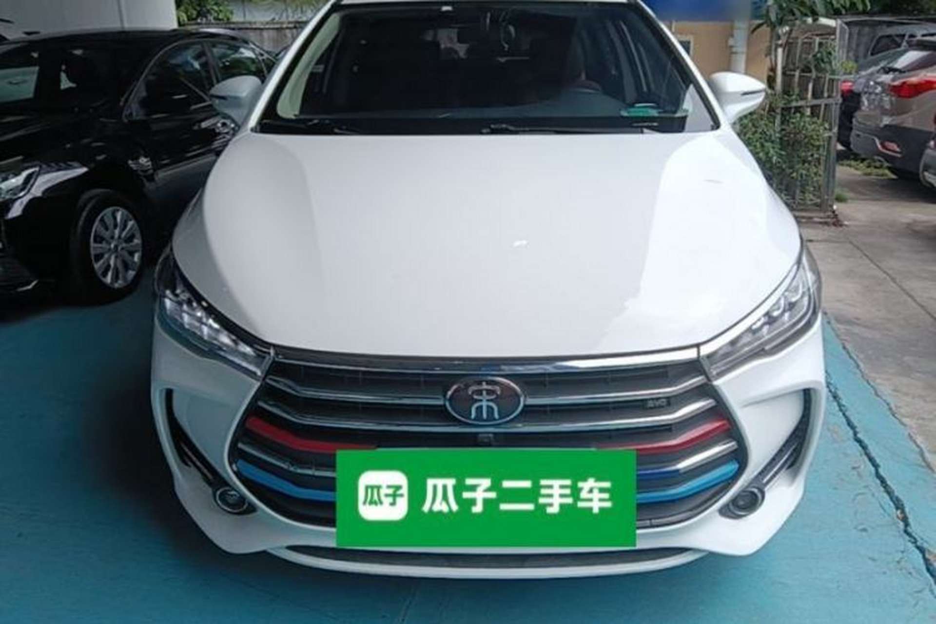 Used BYD Song MAX 2018 1.5T Automatic Smart Connect Luxury 6-Seater Front