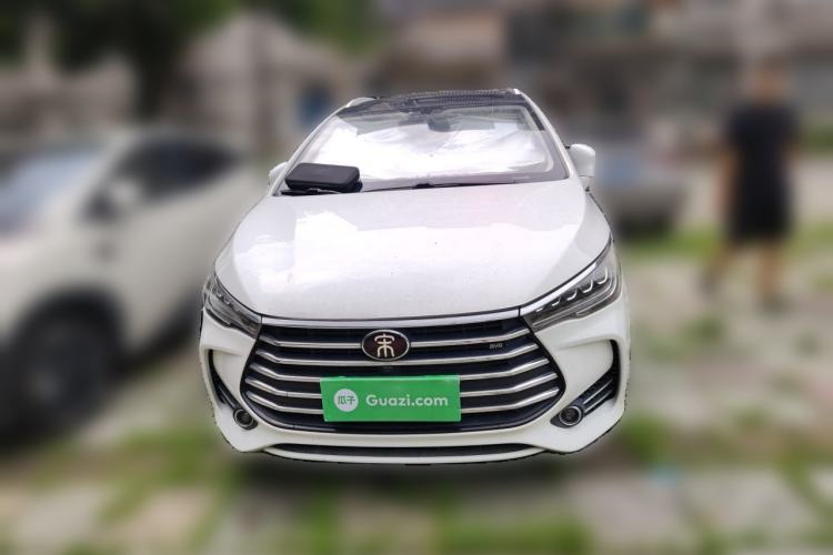 Used BYD Song MAX 2018 1.5T Automatic Smart Connect Luxury 6-Seater Front