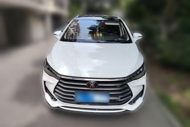 Used BYD Song MAX 2018 1.5T Automatic Smart Connect Elite Model with 6 Seats Front