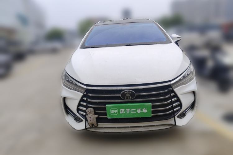 Used BYD Song MAX 2018 1.5T Automatic Smart Connect Elite Model with 6 Seats Front