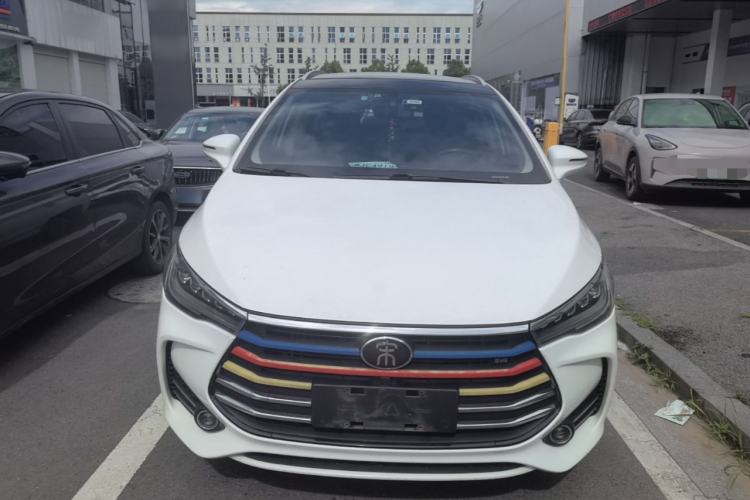 Used BYD Song MAX 2018 1.5T Automatic Smart Connect Elite Model with 6 Seats Front
