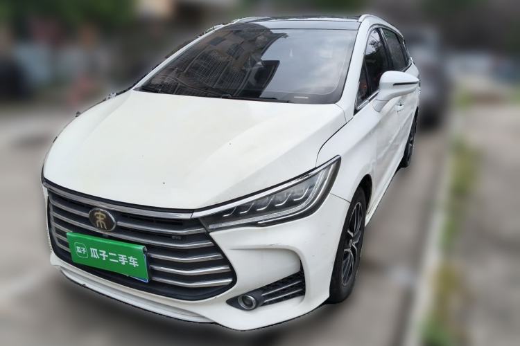 Used BYD Song MAX 2018 1.5T Automatic Smart Connect Luxury 6-Seater Front