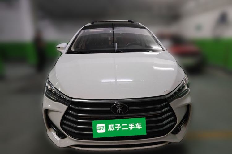 Used BYD Song MAX 2018 1.5T Automatic Smart Connect Elite Model with 6 Seats Front