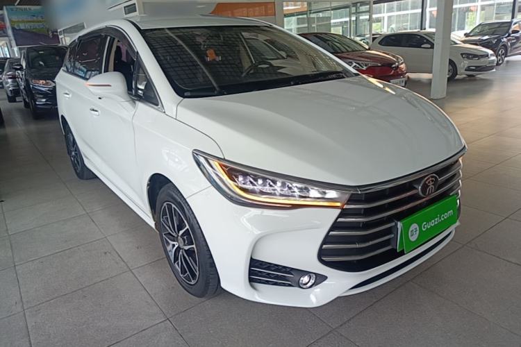 Used BYD Song MAX 2018 1.5T Automatic Smart Connect Luxury 6-Seater Front Right 45 Deg