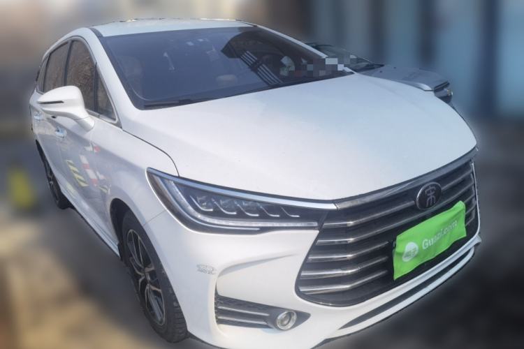 Used BYD Song MAX 2018 1.5T Automatic Smart Connect Luxury 6-Seater Front Right 45 Deg