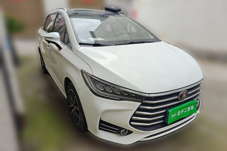 Used BYD Song MAX 2018 1.5T Automatic Smart Connect Luxury 7-Seater Front Right 45 Deg