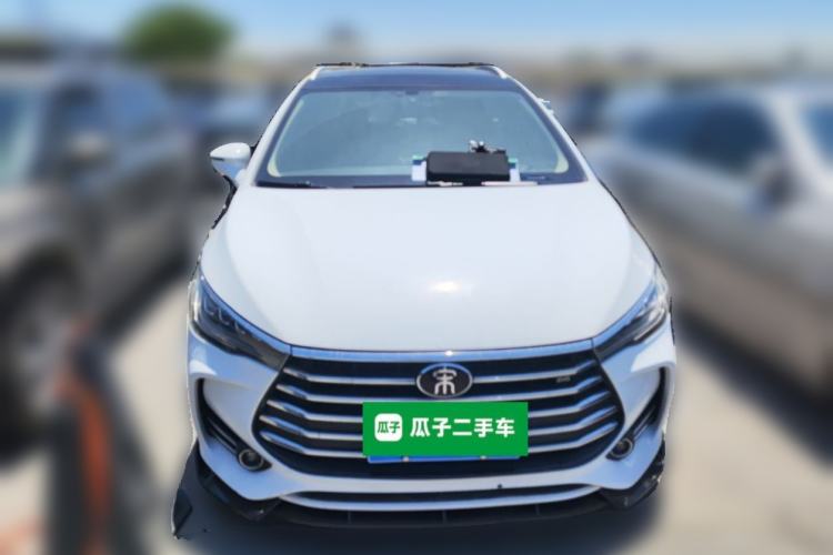 Used BYD Song MAX 2018 1.5T Automatic Smart Connect Elite Model with 6 Seats Front