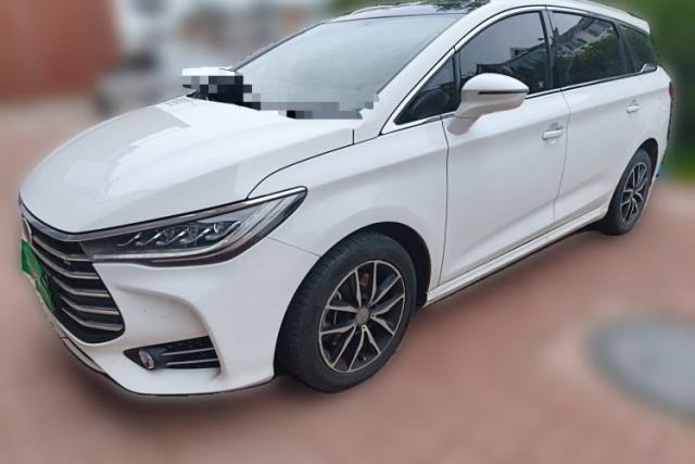 Used BYD Song MAX 2018 1.5T Automatic Smart Connect Elite Model with 6 Seats