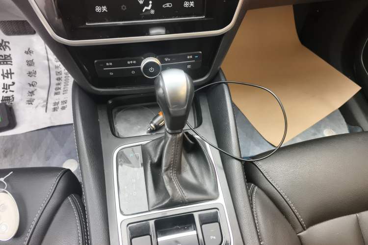 Used BYD Song MAX 2018 1.5T Automatic Smart Connect Elite Model with 6 Seats Gear Lever
