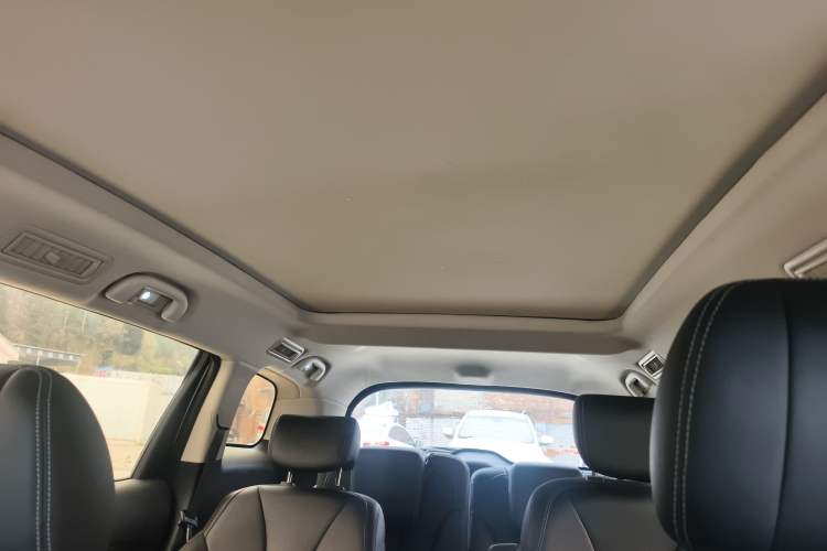 Used BYD Song MAX 2018 1.5T Automatic Smart Connect Elite Model with 6 Seats Headliner