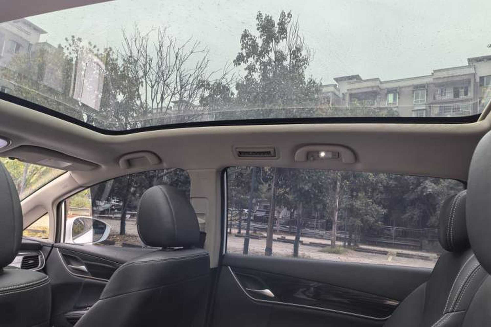 Used BYD Song MAX 2018 1.5T Automatic Smart Connect Elite Model with 6 Seats Headliner