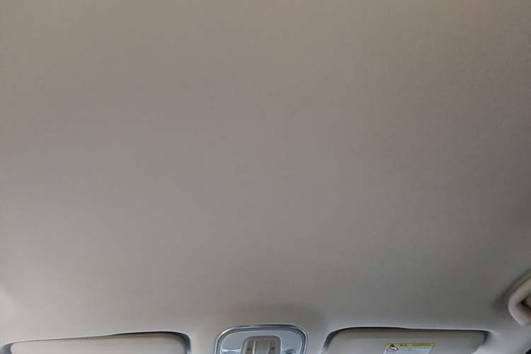 Used BYD Song MAX 2018 1.5T Automatic Smart Connect Luxury 6-Seater Headliner