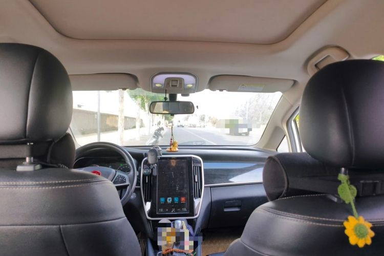 Used BYD Song MAX 2018 1.5T Automatic Smart Connect Elite Model with 6 Seats Headliner