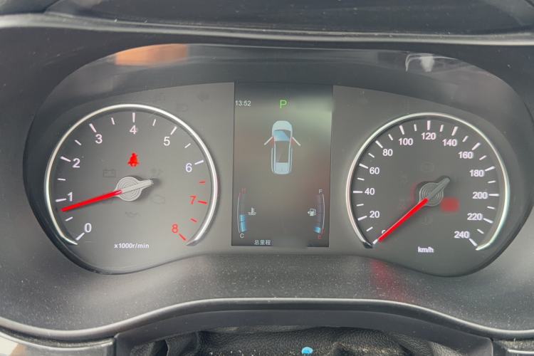 Used BYD Song MAX 2018 1.5T Automatic Smart Connect Flagship 7-Seater Instrument Cluster