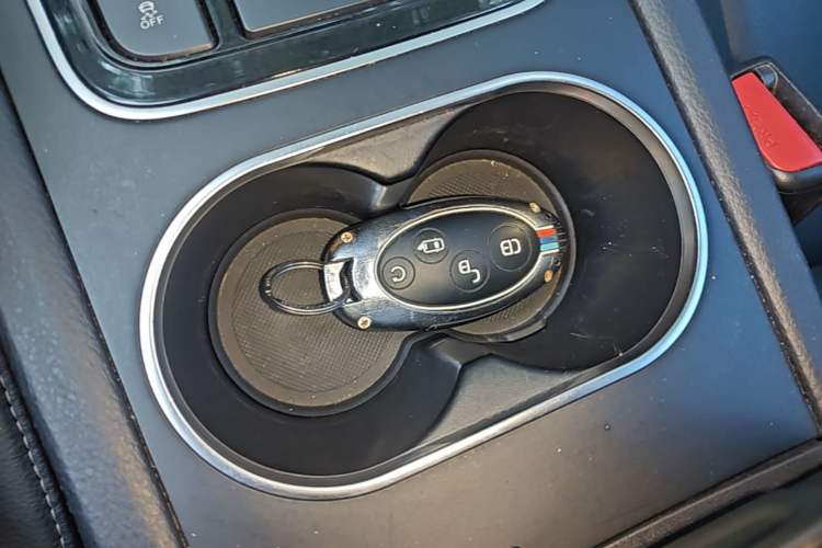 Used BYD Song MAX 2018 1.5T Automatic Smart Connect Luxury 6-Seater Interior 1