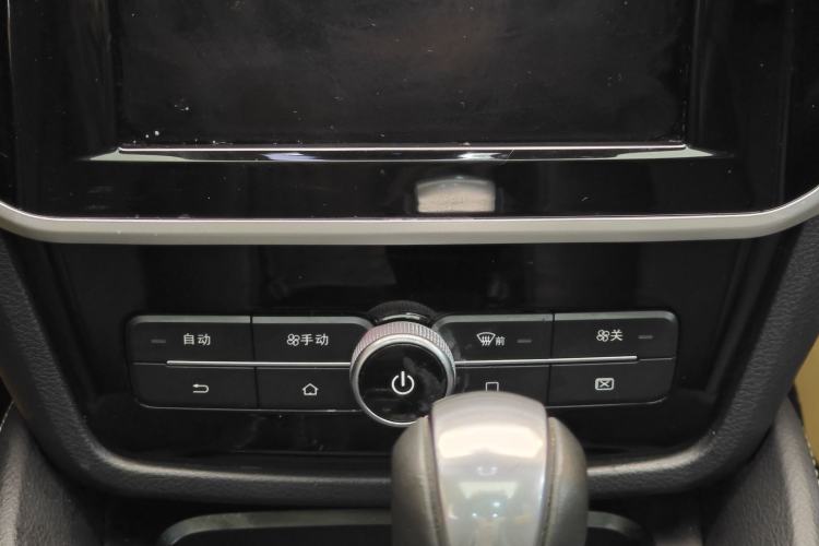 Used BYD Song MAX 2018 1.5T Automatic Smart Connect Luxury 6-Seater Interior 7