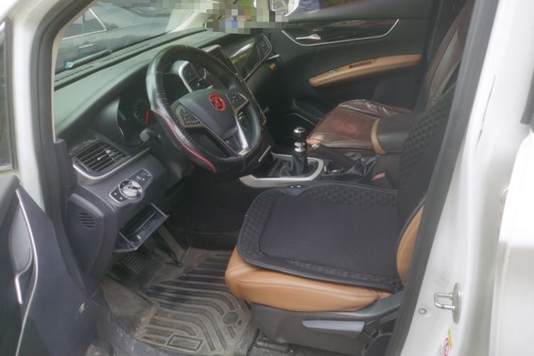 Used BYD Song MAX 2018 1.5T Manual Smart Connect Luxury 6-Seater Left Front Seat