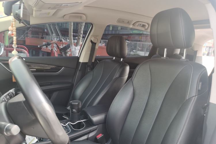 Used BYD Song MAX 2018 1.5T Automatic Smart Connect Elite Model with 6 Seats Left Front Seat