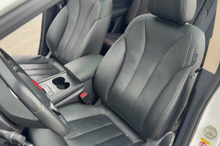Used BYD Song MAX 2018 1.5T Automatic Smart Connect Flagship 7-Seater Left Front Seat
