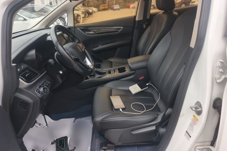 Used BYD Song MAX 2018 1.5T Automatic Smart Connect Elite Model with 6 Seats Left Front Seat