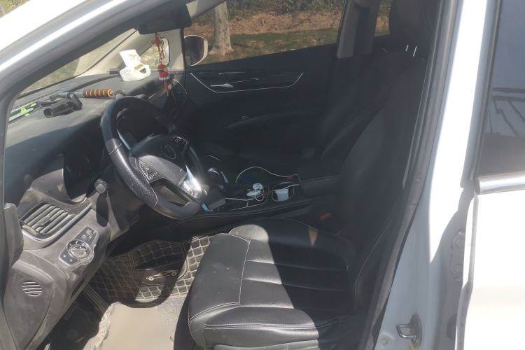 Used BYD Song MAX 2018 1.5T Automatic Smart Connect Luxury 6-Seater Left Front Seat