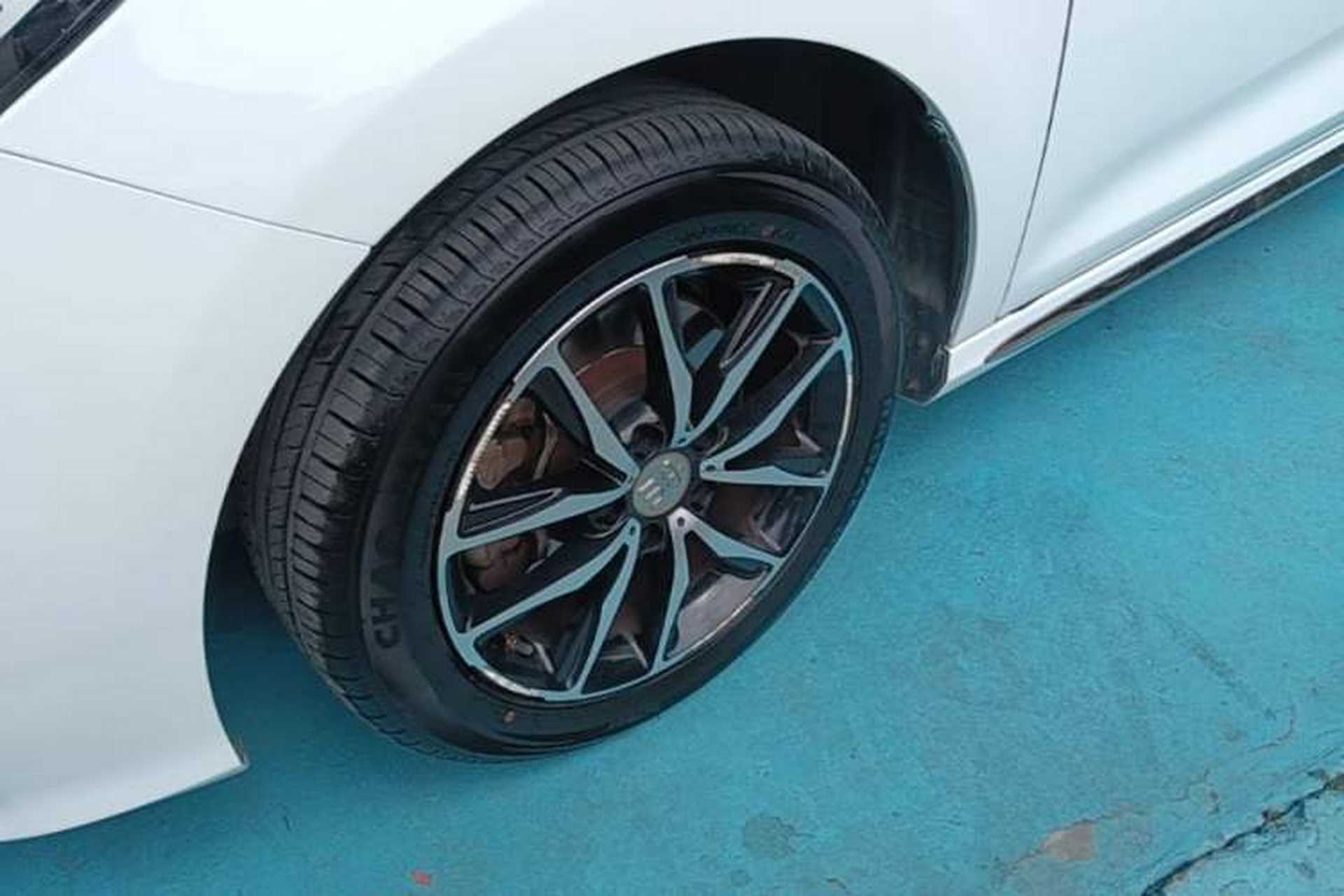 Used BYD Song MAX 2018 1.5T Automatic Smart Connect Luxury 6-Seater Left Front Wheel Hub