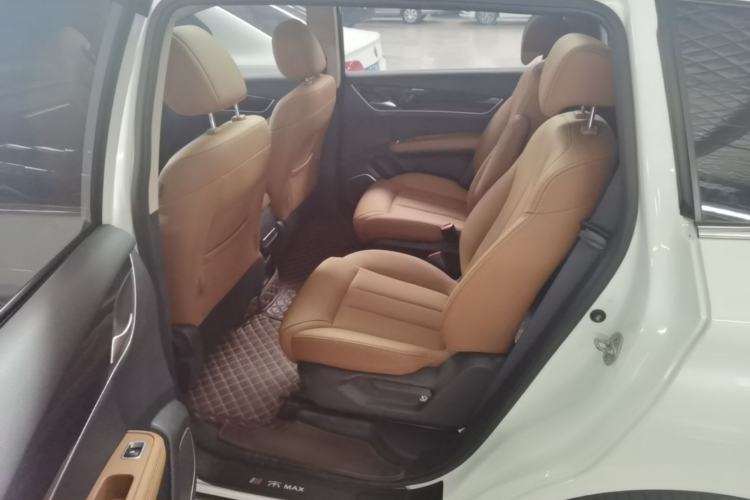 Used BYD Song MAX 2018 1.5T Automatic Smart Connect Elite Model with 6 Seats Left Rear Seat