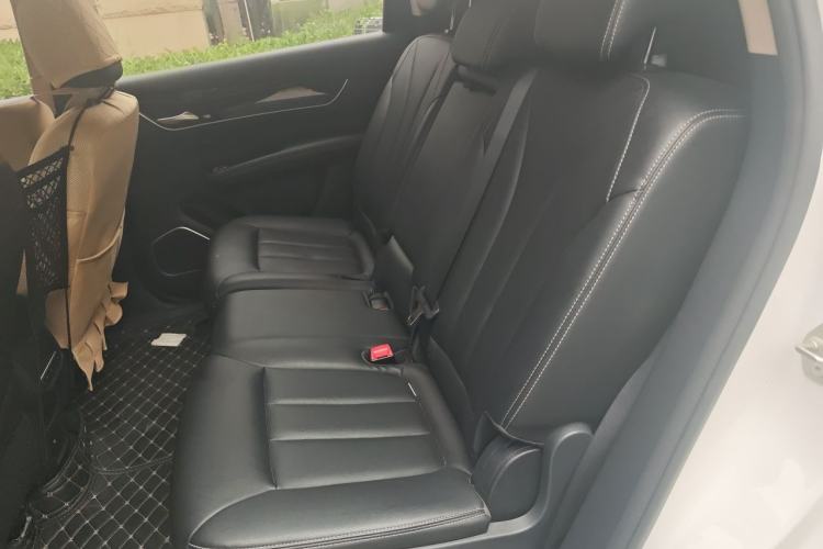 Used BYD Song MAX 2018 1.5T Automatic Smart Connect Luxury 7-Seater Left Rear Seat