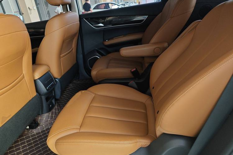 Used BYD Song MAX 2018 1.5T Automatic Smart Connect Luxury 6-Seater Left Rear Seat
