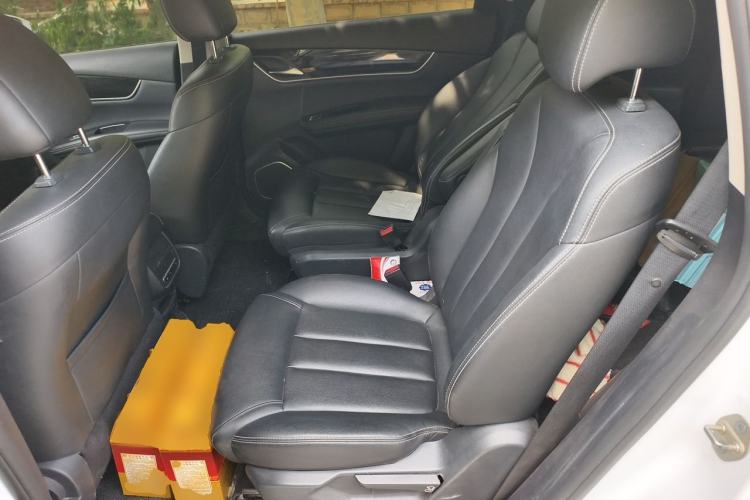 Used BYD Song MAX 2018 1.5T Automatic Smart Connect Elite Model with 6 Seats Left Rear Seat