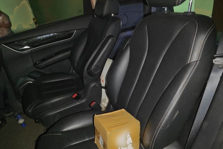 Used BYD Song MAX 2018 1.5T Manual Comfort 6-Seater Left Rear Seat