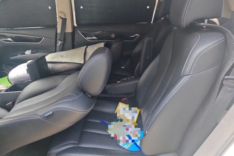 Used BYD Song MAX 2018 1.5T Manual Smart Connect Luxury 6-Seater Left Rear Seat