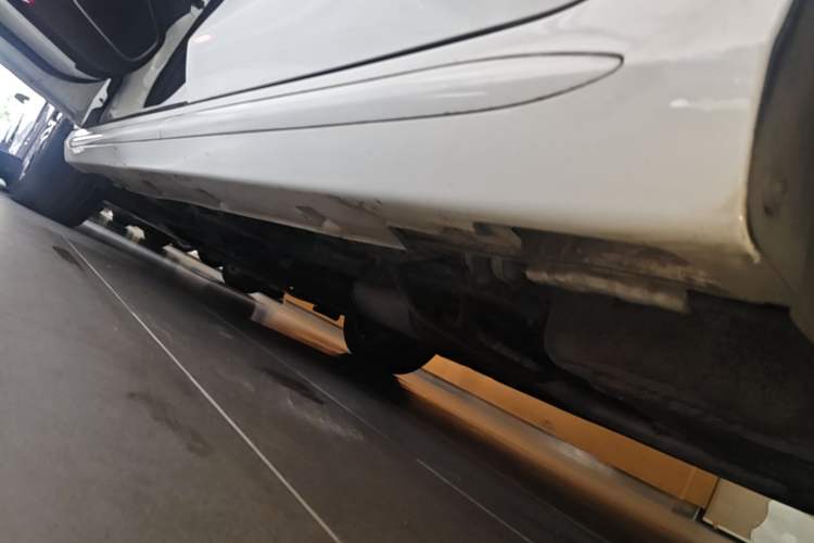 Used BYD Song MAX 2018 1.5T Automatic Smart Connect Luxury 6-Seater Left Side Sill