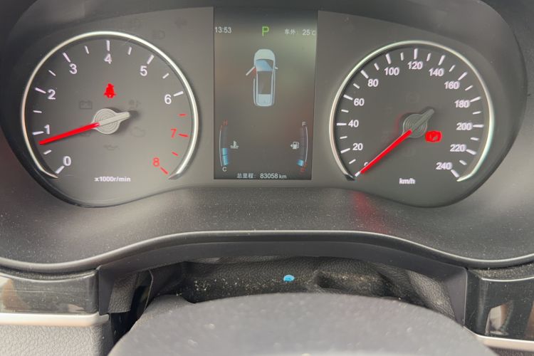 Used BYD Song MAX 2018 1.5T Automatic Smart Connect Flagship 7-Seater Odometer Close Up