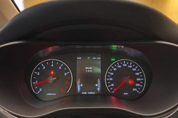 Used BYD Song MAX 2018 1.5T Automatic Smart Connect Luxury 6-Seater Odometer Close Up